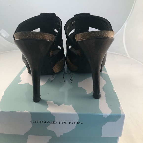 Black patent and fabric platform slides size 8.5 - Picture 4 of 5